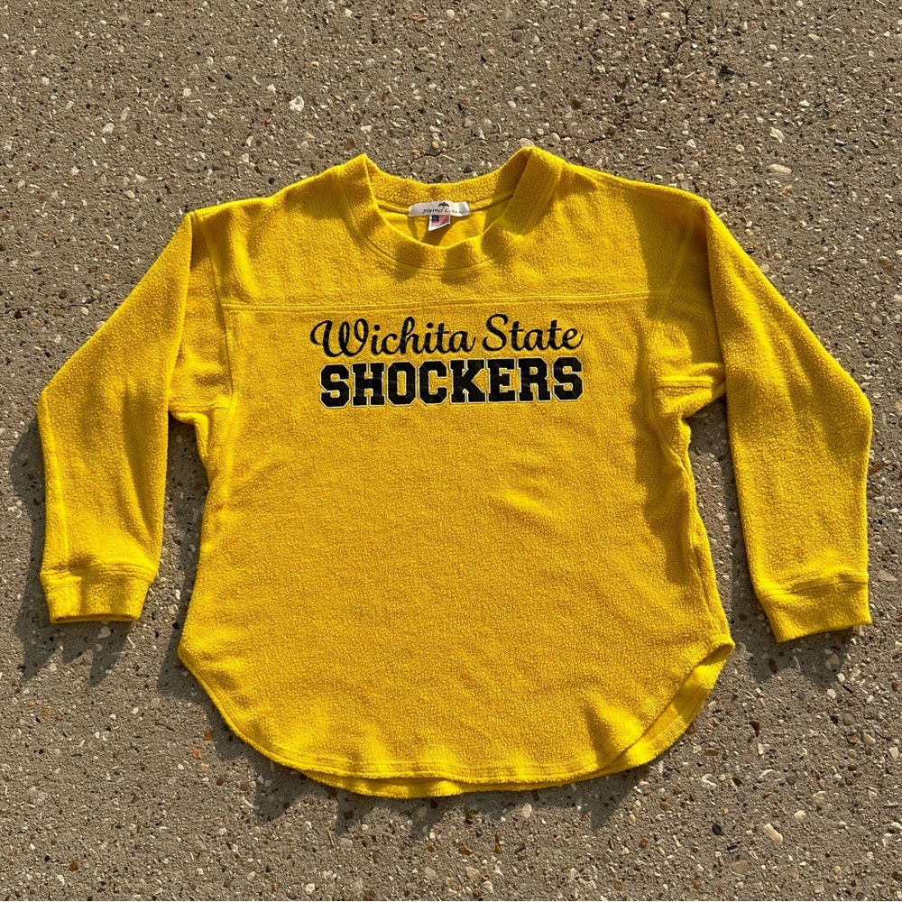 Wichita State Shockers Fleece Women’s Small Pullover Sweatshirt Yellow